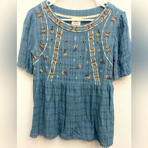 Knox Rose Bohemian style top